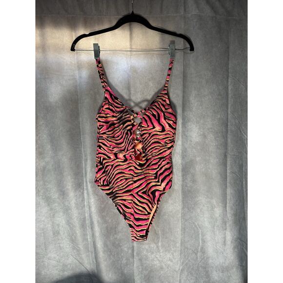 SALT+COVE Mane Event Lattice Front One PC Swimsuit Size L Pink - Picture 1 of 3